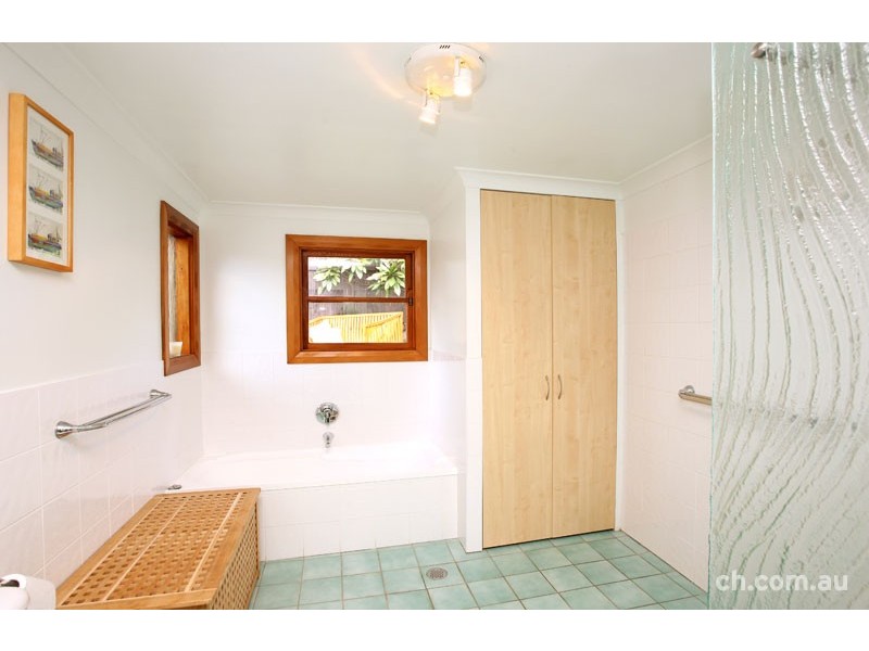 18 Collins Street, Rozelle NSW 2039