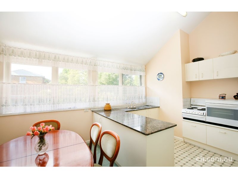 “The Manor” 17/40a  Cope Street, Lane Cove NSW 2066