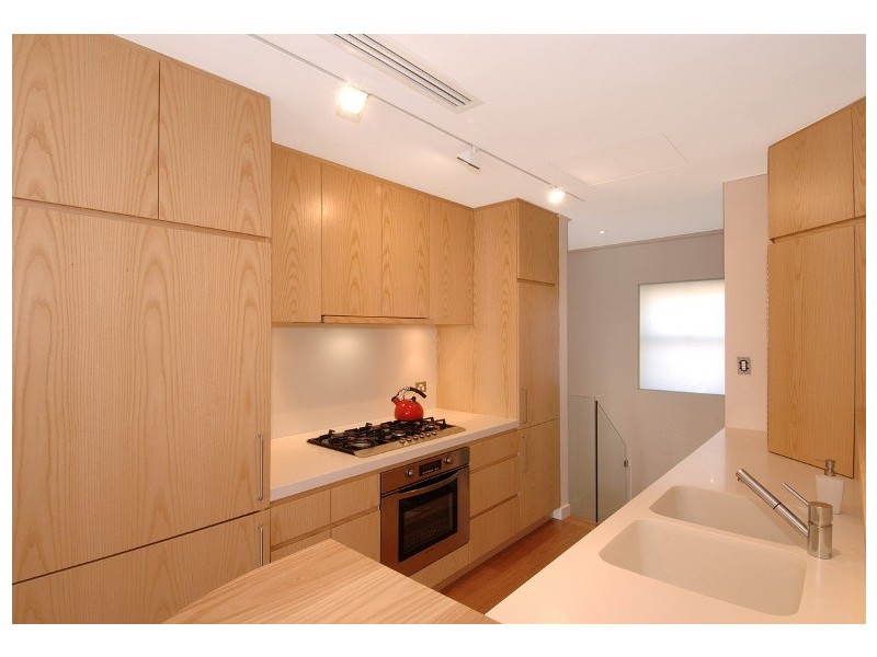 8 Water Street, Birchgrove NSW 2041