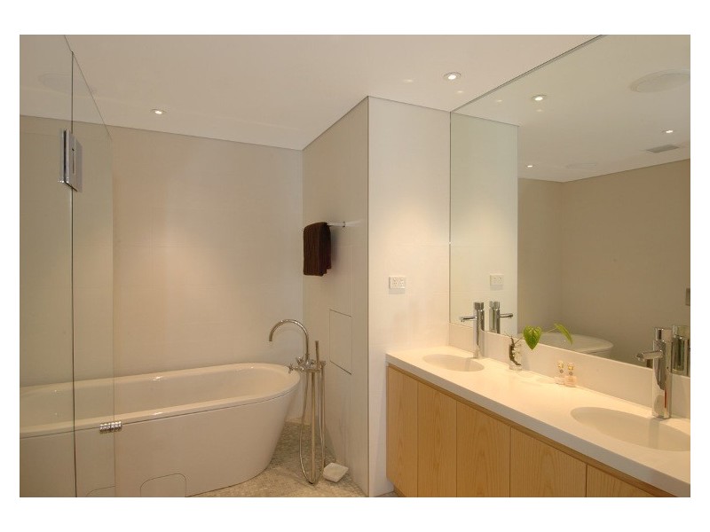 8 Water Street, Birchgrove NSW 2041