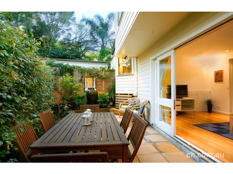 2  Valley Street, Balmain NSW 2041