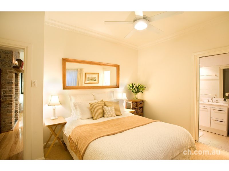 2  Valley Street, Balmain NSW 2041