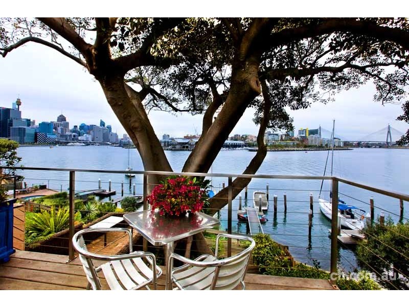 8a  William Street, Balmain East NSW 2041