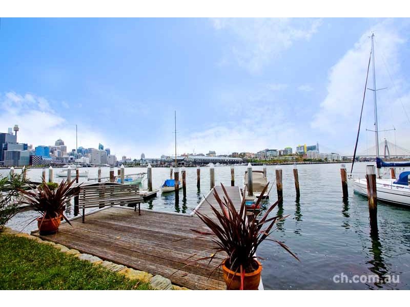 8a  William Street, Balmain East NSW 2041