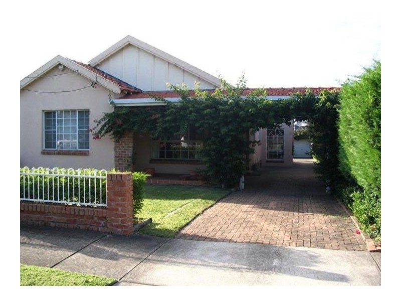 5 Lea Avenue, Russell Lea NSW 2046