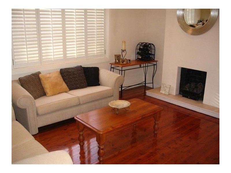 5 Lea Avenue, Russell Lea NSW 2046