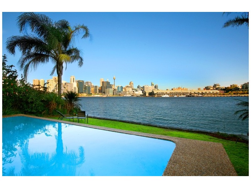 2/16 Hosking Street, Balmain East NSW 2041