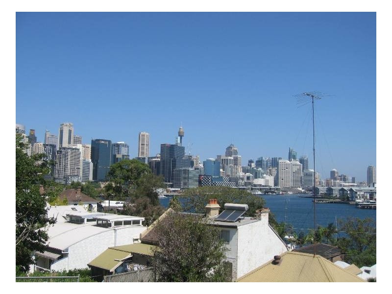 2/24A  Pearson Street, Balmain East NSW 2041