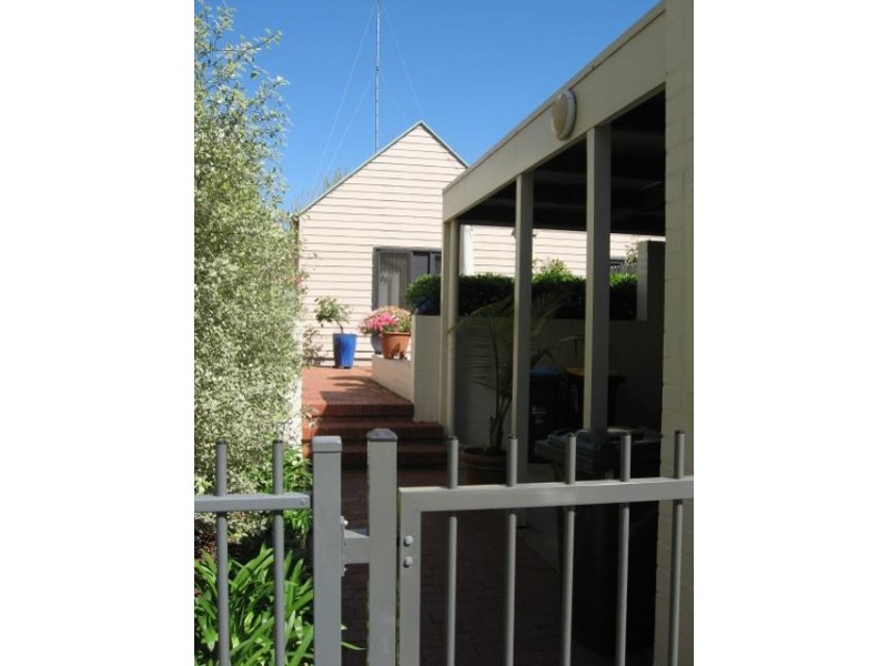30 Yeend Street, Birchgrove NSW 2041