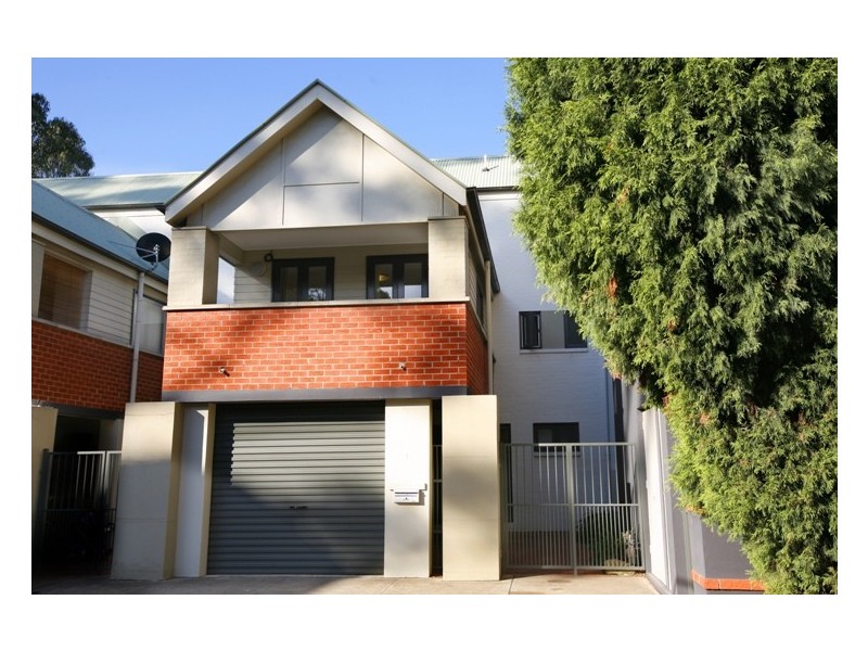 1 Challenger Place, Birchgrove NSW 2041