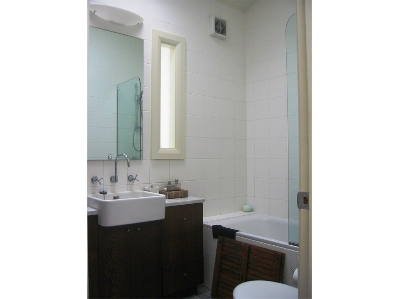 102 Rowntree Street, Birchgrove NSW 2041