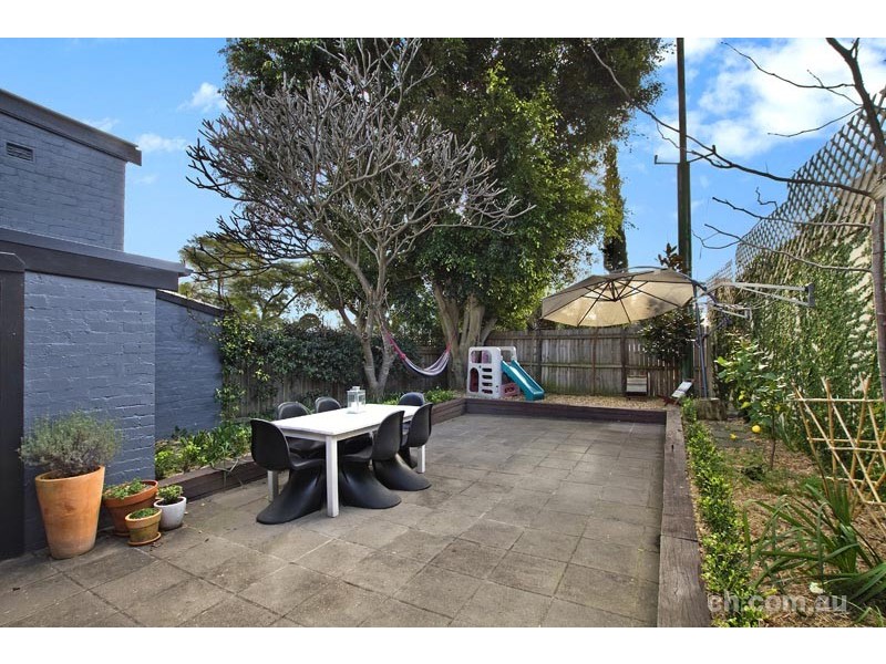 1  Moodie Street, Rozelle NSW 2039