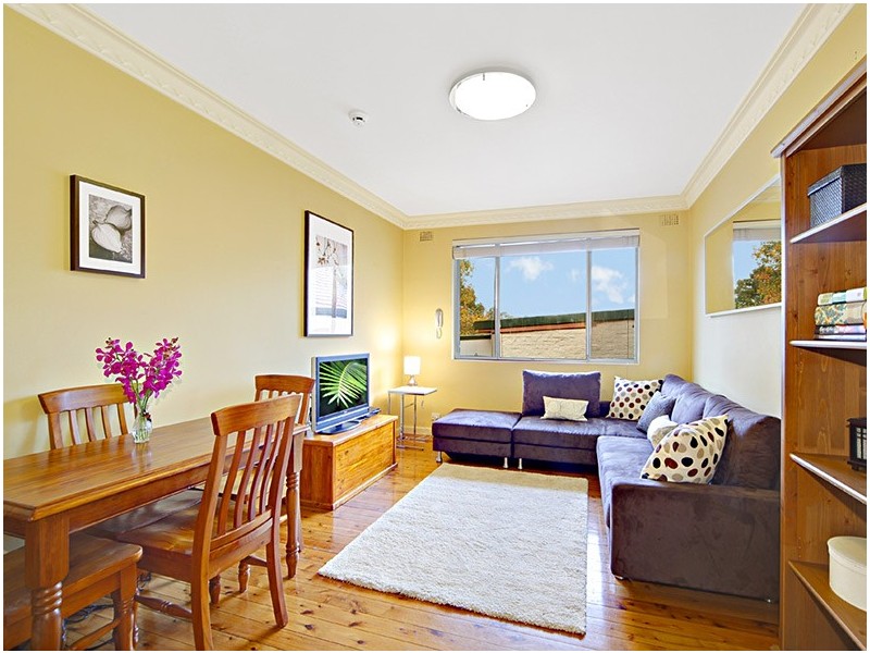2/11 Kensington Road, Summer Hill NSW 2130