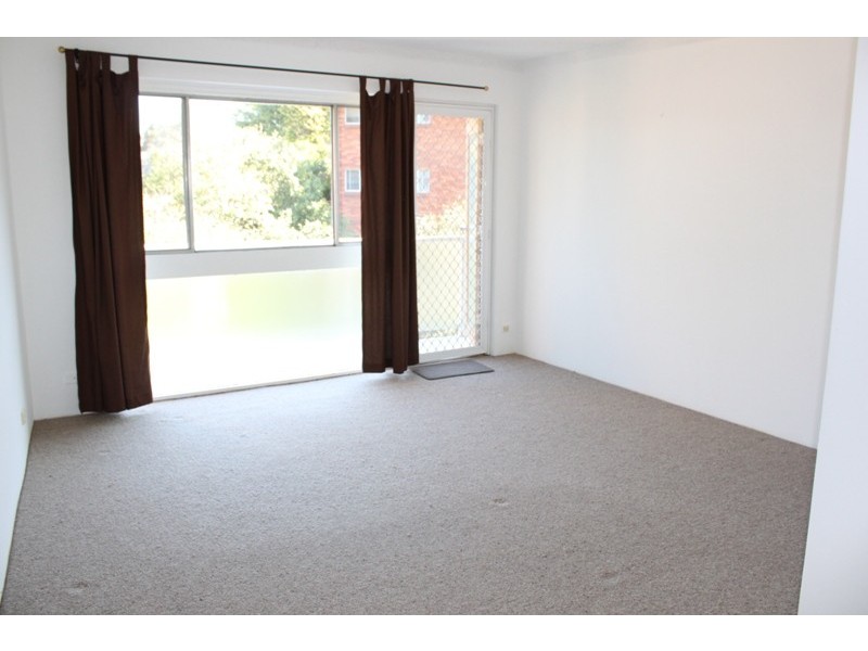 18/19 Cambridge Street, Gladesville NSW 2111