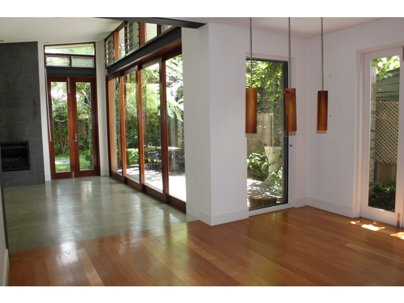 10a Macquarie Terrace, Balmain NSW 2041