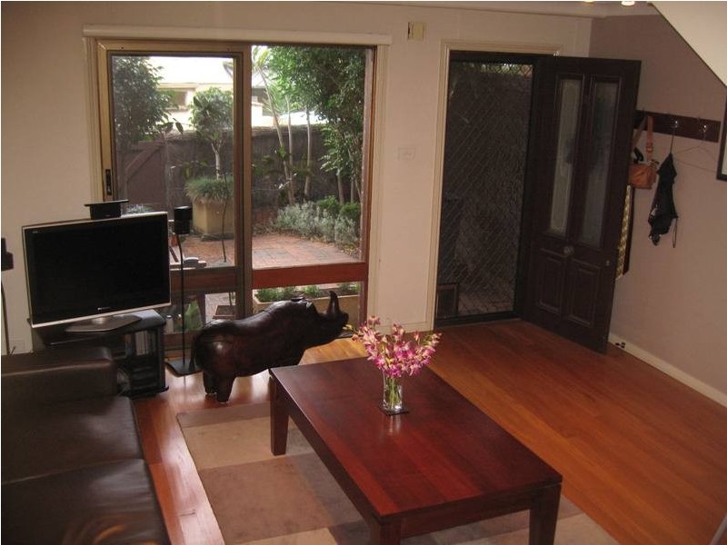 2/13 Withecombe Street, Rozelle NSW 2039