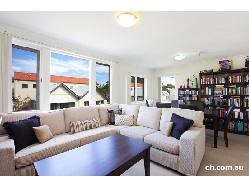 4/33 McKell Street, Birchgrove NSW 2041