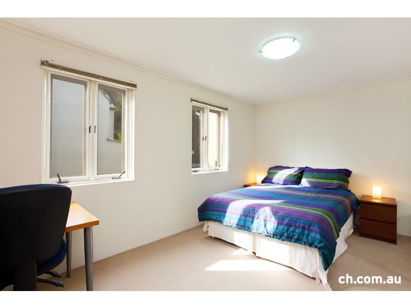 4/33 McKell Street, Birchgrove NSW 2041