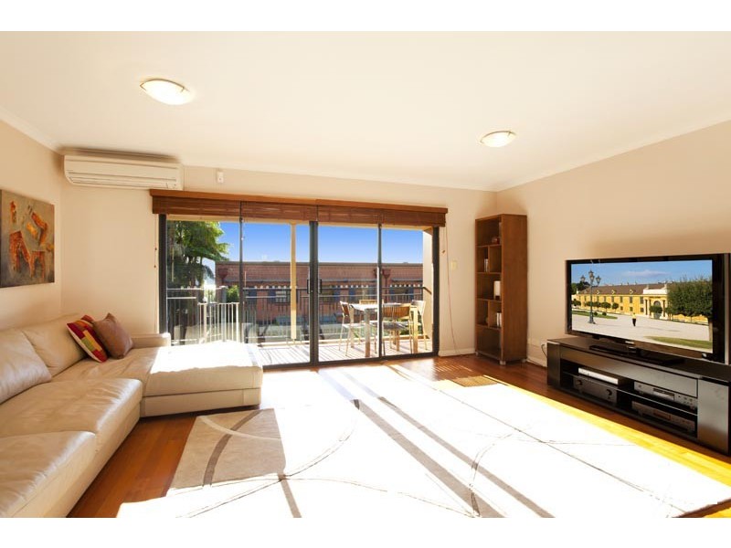 37/8 Water Street, Birchgrove NSW 2041