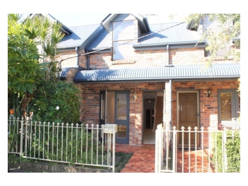 2/27 Macquarie Street, Leichhardt NSW 2040