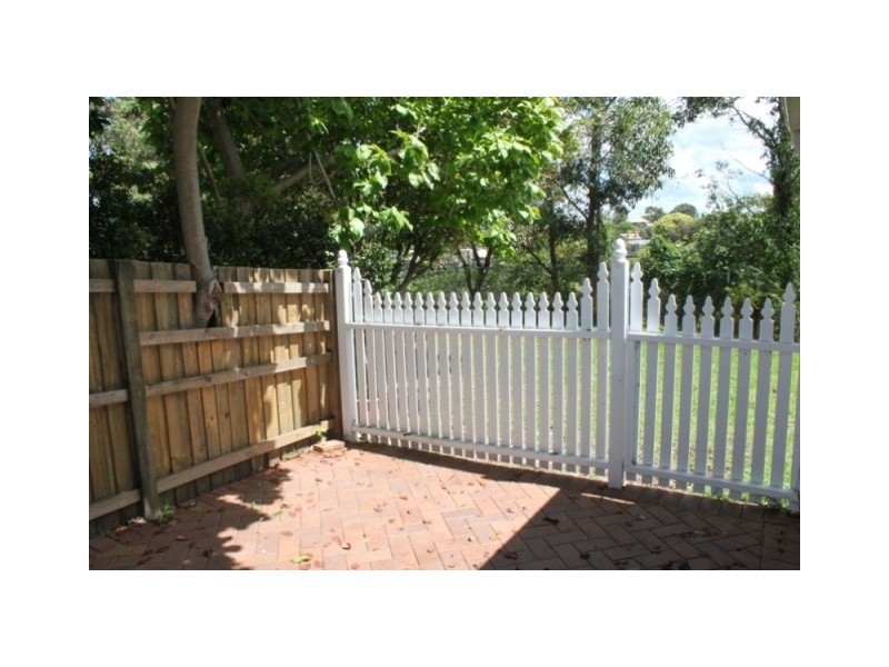 11 Datchett Street, Balmain East NSW 2041