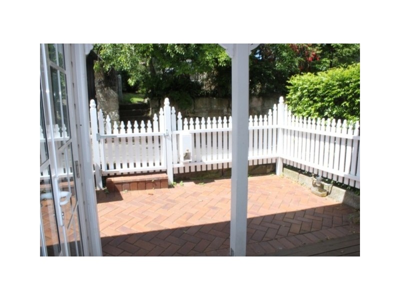 11 Datchett Street, Balmain East NSW 2041