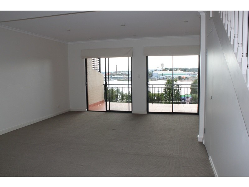 109/8 Water Street, Birchgrove NSW 2041