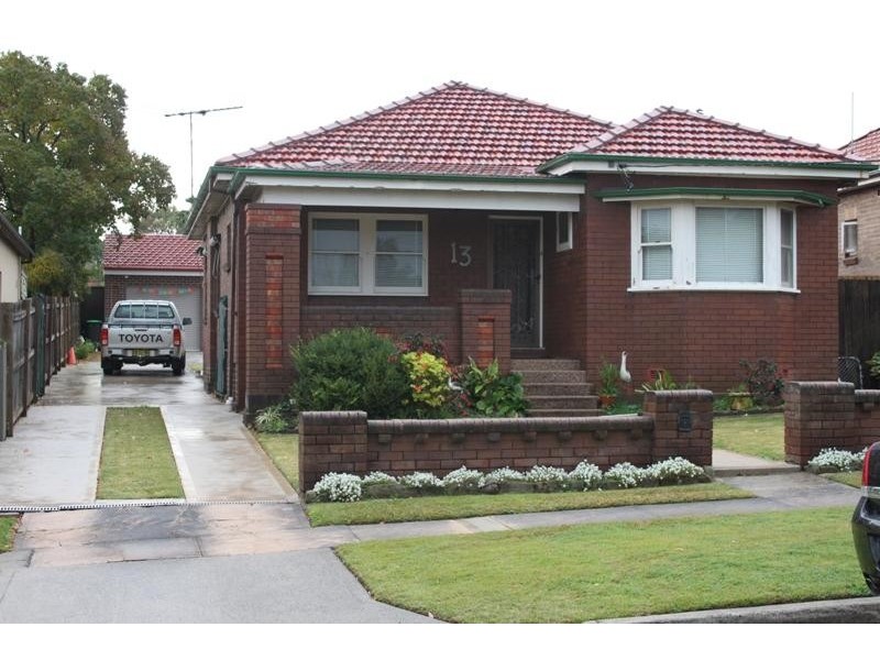 13 Currawang Street, Concord West NSW 2138