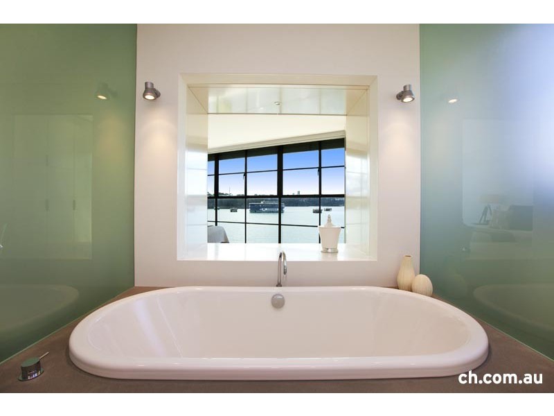 2/19a Wharf Road, Birchgrove NSW 2041