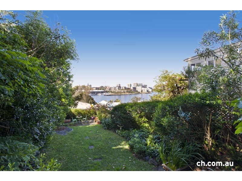 8 Pearson Street, Balmain East NSW 2041