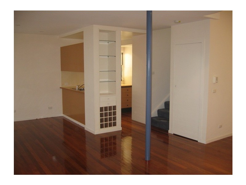 2/3 Hart Street, Balmain East NSW 2041