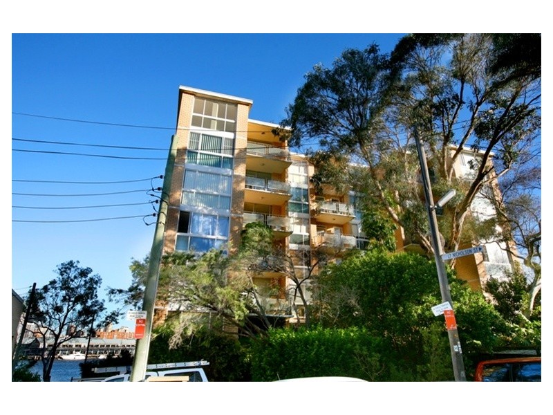 2/16 Hosking Street, Balmain East NSW 2041