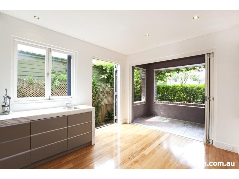 10a Macquarie Terrace, Balmain NSW 2041