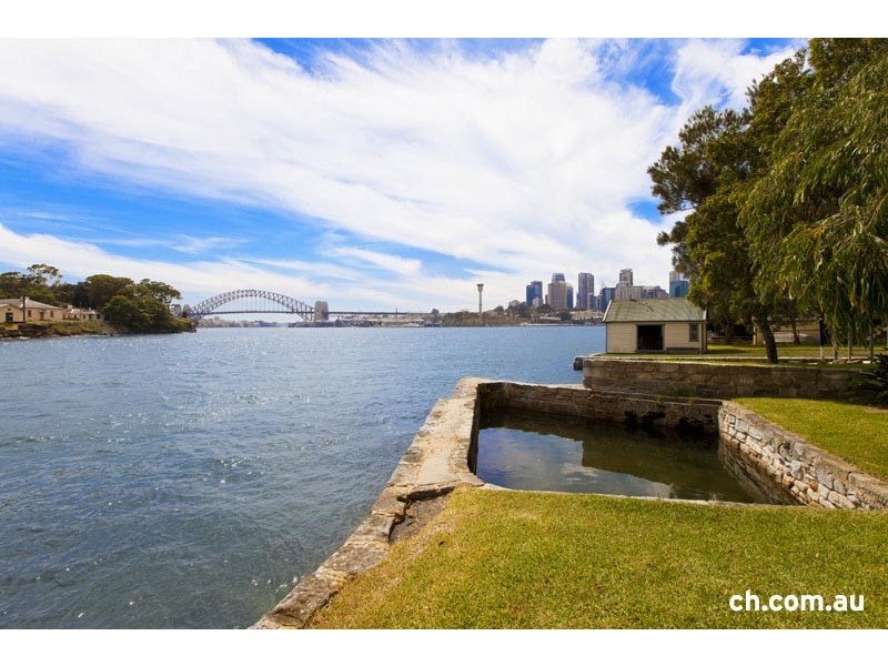 13 Simmons Street, Balmain East NSW 2041