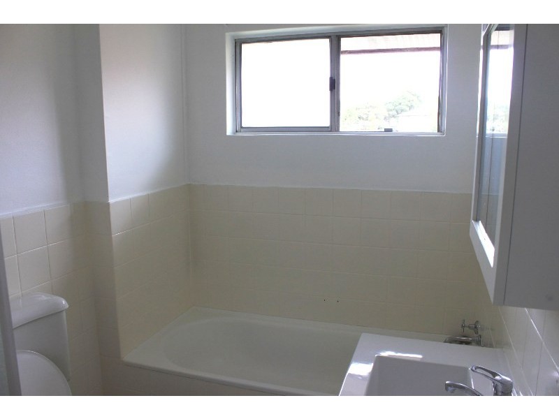 18/19 Cambridge Street, Gladesville NSW 2111