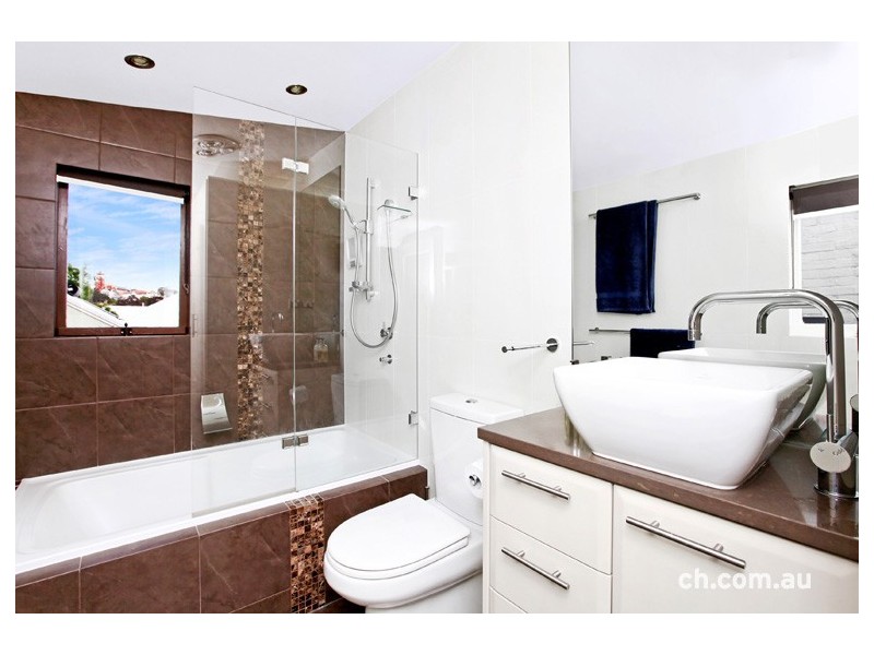 20 The Avenue, Balmain East NSW 2041