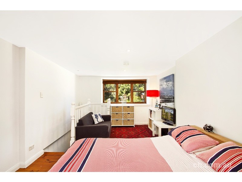 18 Gordon Street, Rozelle NSW 2039