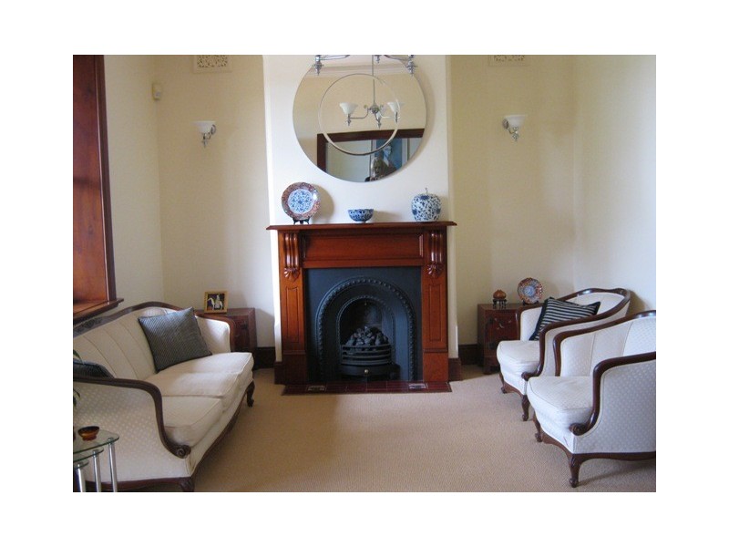 2 School Street, Balmain East NSW 2041