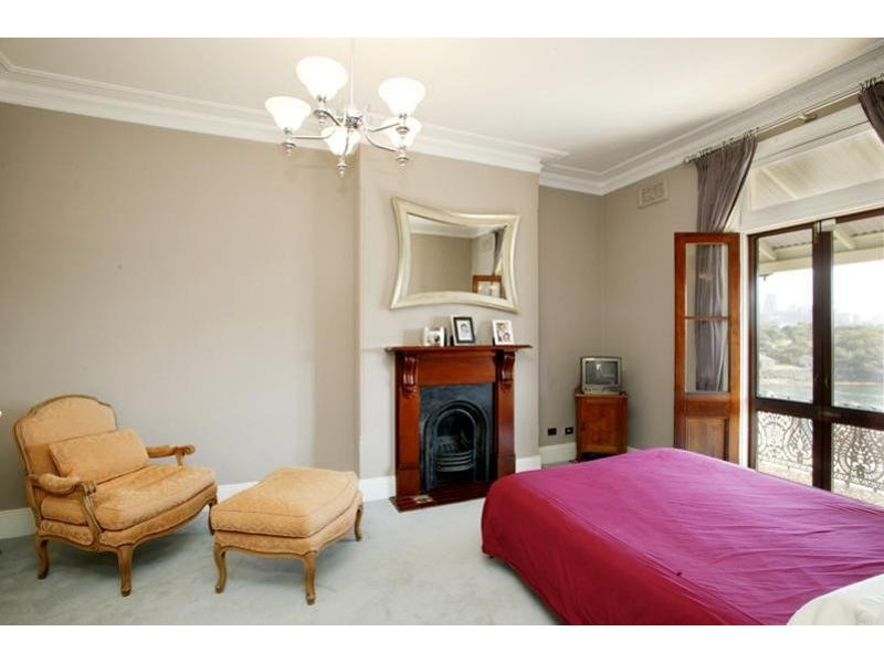 2 School Street, Balmain East NSW 2041