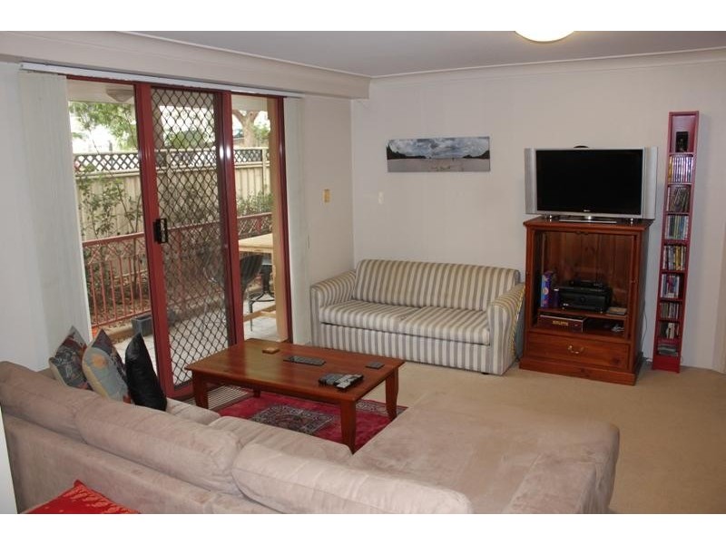 2/1 Foy Street, Balmain NSW 2041