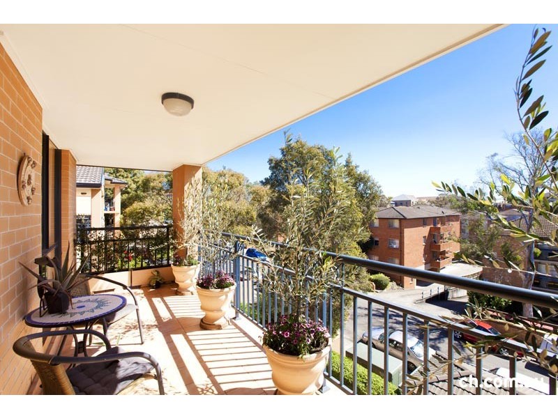 24/8-16 William Street, Ryde NSW 2112