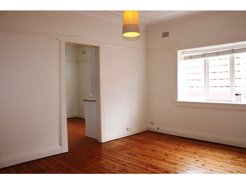4/15A Searl Street, Petersham NSW 2049