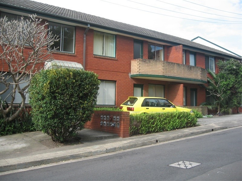 2/33  Trouton Street, Balmain NSW 2041