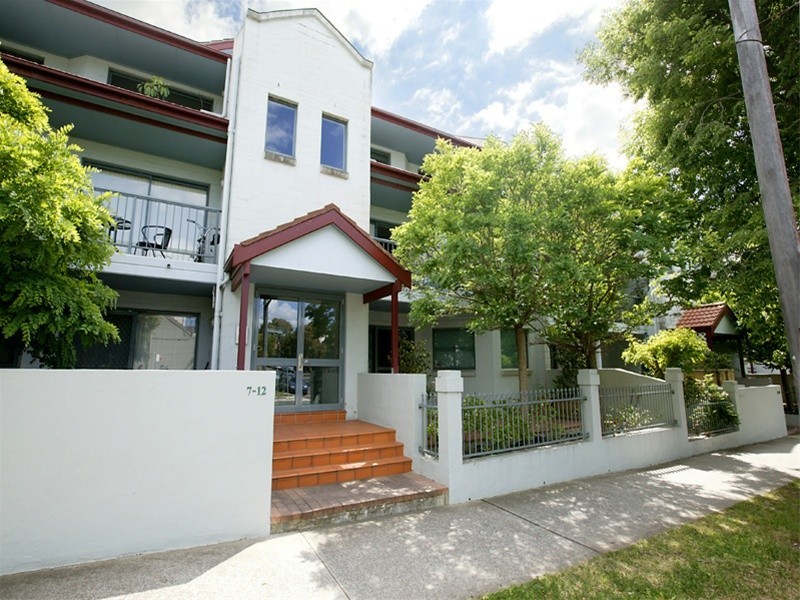 10/69  Allen Street, Leichhardt NSW 2040