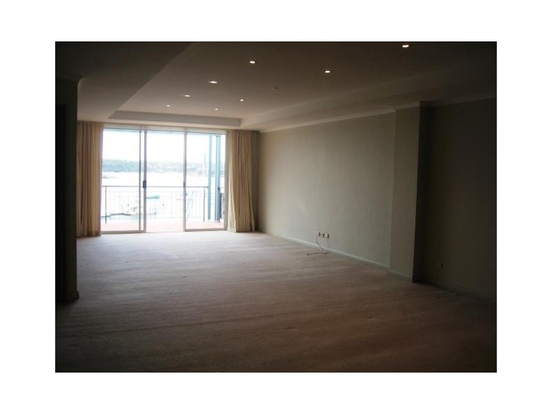 15/3  Wulumay Close    Balmain Cove, Rozelle NSW 2039