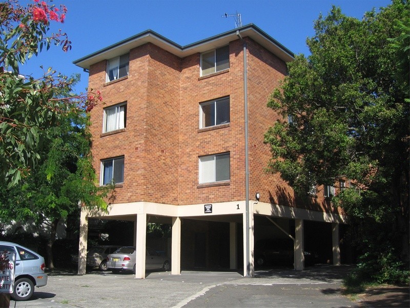 17/1  King Street, Balmain NSW 2041