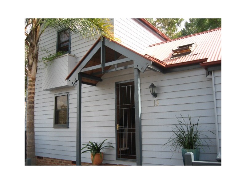 13  Creek Street, Balmain NSW 2041
