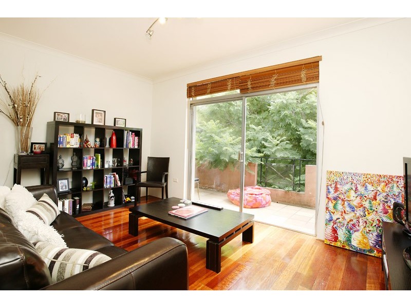 9/24A  Pearson Street, Balmain East NSW 2041