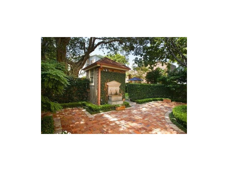 2/2  Penshurst Avenue, Neutral Bay NSW 2089