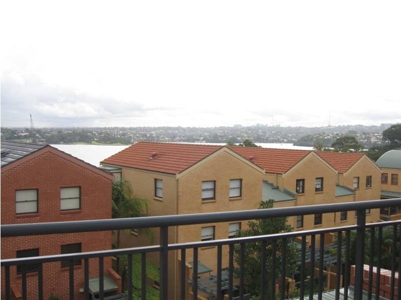 80/8  Water Street, Birchgrove NSW 2041